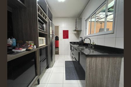 Casa de condomínio para alugar com 160m², 3 quartos e 2 vagas Casa de condomínio para alugar com 160m², 3 quartos e 2 vagasCozinha