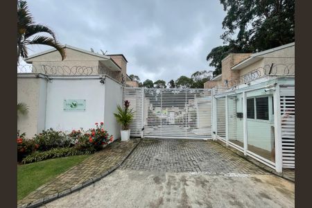 Casa de condomínio para alugar com 160m², 3 quartos e 2 vagas Casa de condomínio para alugar com 160m², 3 quartos e 2 vagasFachada