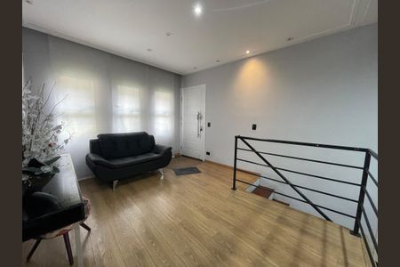 Casa de condomínio para alugar com 160m², 3 quartos e 2 vagas Casa de condomínio para alugar com 160m², 3 quartos e 2 vagasSala 2