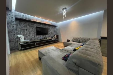 Casa de condomínio para alugar com 160m², 3 quartos e 2 vagas Casa de condomínio para alugar com 160m², 3 quartos e 2 vagasSala