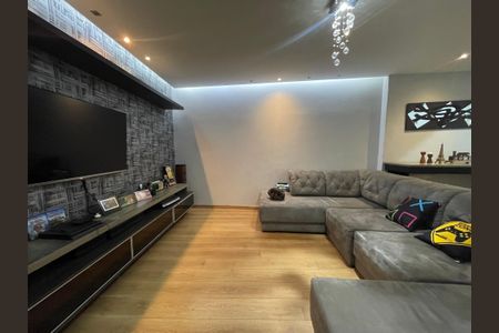 Casa de condomínio para alugar com 160m², 3 quartos e 2 vagas Casa de condomínio para alugar com 160m², 3 quartos e 2 vagasSala