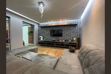 Casa de condomínio para alugar com 160m², 3 quartos e 2 vagas Casa de condomínio para alugar com 160m², 3 quartos e 2 vagasSala