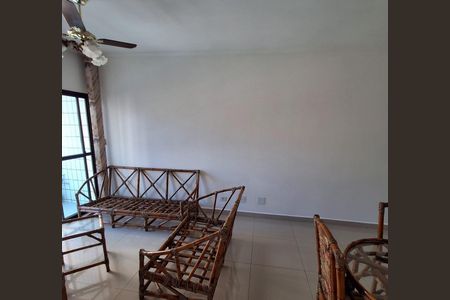 Apartamento para alugar com 75m², 2 quartos e 1 vagaSala