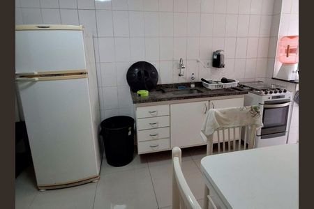 Apartamento para alugar com 75m², 2 quartos e 1 vagaCozinha