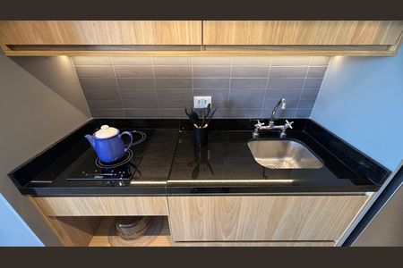 Studio para alugar com 25m², 1 quarto e sem vaga Studio para alugar com 25m², 1 quarto e sem vagaCozinha
