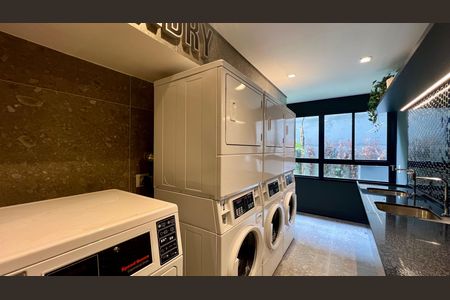 Studio para alugar com 25m², 1 quarto e sem vaga Studio para alugar com 25m², 1 quarto e sem vagaLavanderia