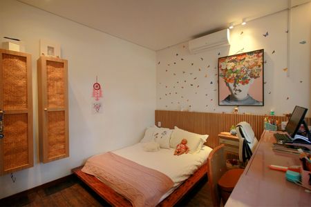 Casa à venda com 397m², 4 quartos e 7 vagasSuite 2