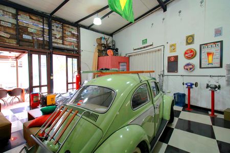 Casa à venda com 397m², 4 quartos e 7 vagasGalpão