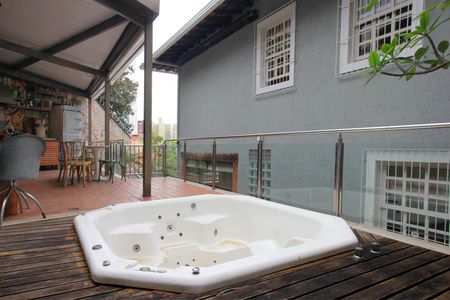 Casa à venda com 397m², 4 quartos e 7 vagasHidromassagem