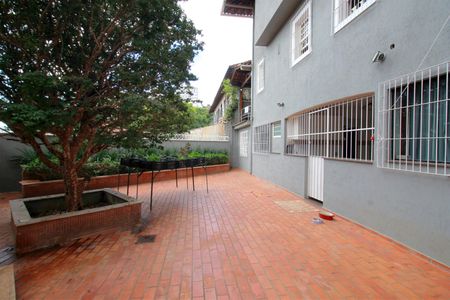 Casa à venda com 397m², 4 quartos e 7 vagasQuintal