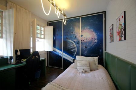 Casa à venda com 397m², 4 quartos e 7 vagasSuite 3