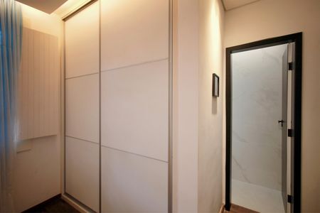 Casa à venda com 397m², 4 quartos e 7 vagasSuite 2