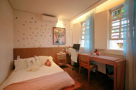 Casa à venda com 397m², 4 quartos e 7 vagasSuite 2