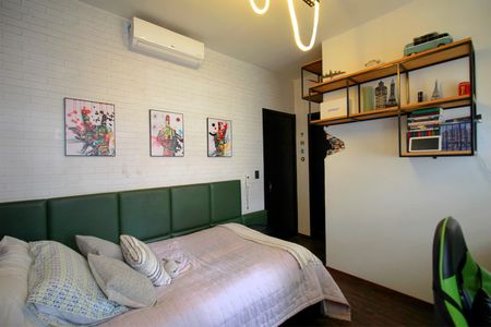 Casa à venda com 397m², 4 quartos e 7 vagasSuite 3