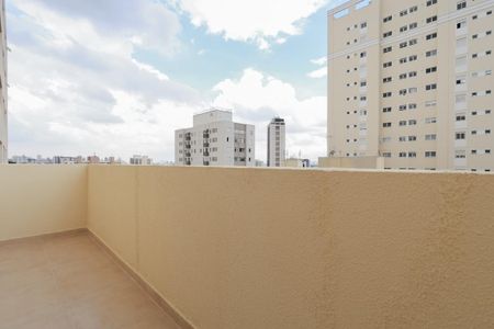 Studio para alugar com 33m², 1 quarto e sem vaga Studio para alugar com 33m², 1 quarto e sem vagaStudio - Varanda