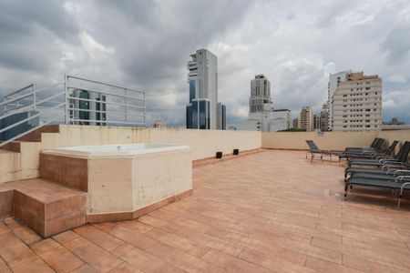 Studio para alugar com 33m², 1 quarto e sem vaga Studio para alugar com 33m², 1 quarto e sem vagaÁrea comum - Ofurô