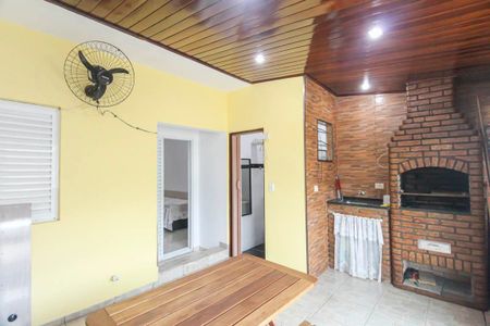 Casa à venda com 100m², 3 quartos e 2 vagasÁrea gourmet