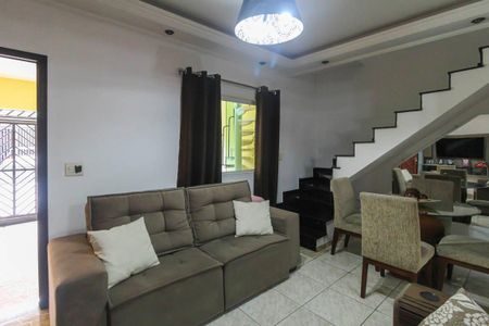 Casa à venda com 100m², 3 quartos e 2 vagasSala