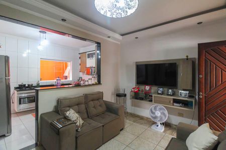 Casa à venda com 100m², 3 quartos e 2 vagasSala