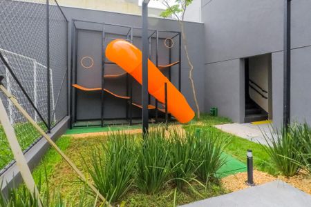 Apartamento para alugar com 55m², 2 quartos e 1 vaga Apartamento para alugar com 55m², 2 quartos e 1 vagaÁrea comum - Playground
