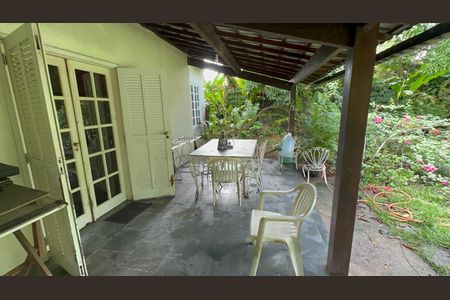 Casa à venda com 1506m², 2 quartos e 3 vagasVaranda