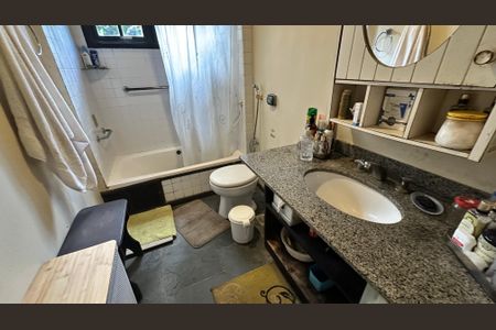 Casa à venda com 1506m², 2 quartos e 3 vagasBanheiro 