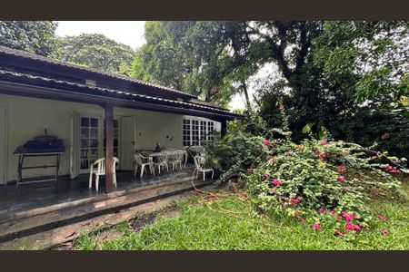 Casa à venda com 1506m², 2 quartos e 3 vagasQuintal