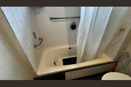 Casa à venda com 1506m², 2 quartos e 3 vagasBanheiro 