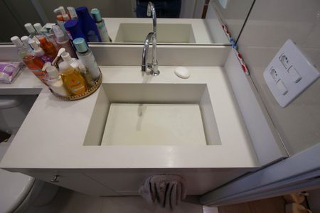 Apartamento para alugar com 78m², 2 quartos e 2 vagas Apartamento para alugar com 78m², 2 quartos e 2 vagasBanheiro da Suíte