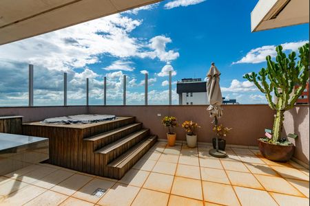 Apartamento à venda com 168m², 3 quartos e 3 vagasVaranda