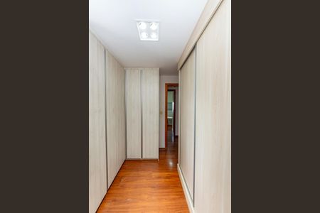 Apartamento à venda com 168m², 3 quartos e 3 vagasQuarto 2