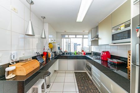 Apartamento à venda com 168m², 3 quartos e 3 vagasCozinha