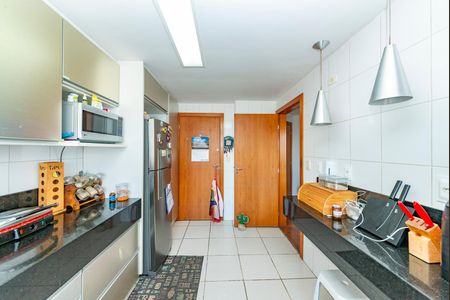 Apartamento à venda com 168m², 3 quartos e 3 vagasCozinha