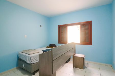 Casa à venda com 130m², 3 quartos e 2 vagas Casa à venda com 130m², 3 quartos e 2 vagasQuarto 2