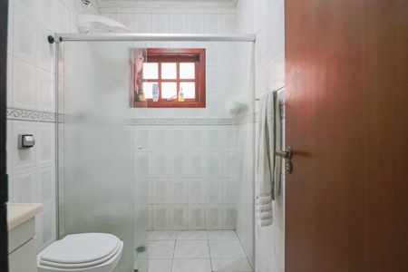 Casa à venda com 130m², 3 quartos e 2 vagas Casa à venda com 130m², 3 quartos e 2 vagasBanheiro Social