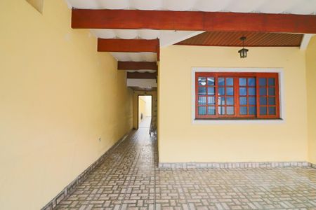 Casa à venda com 130m², 3 quartos e 2 vagas Casa à venda com 130m², 3 quartos e 2 vagasGaragem