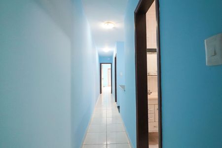 Casa à venda com 130m², 3 quartos e 2 vagas Casa à venda com 130m², 3 quartos e 2 vagasCorredor