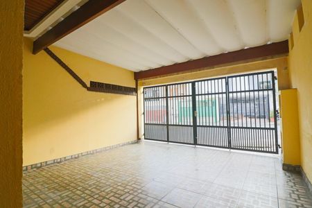 Casa à venda com 130m², 3 quartos e 2 vagas Casa à venda com 130m², 3 quartos e 2 vagasGaragem