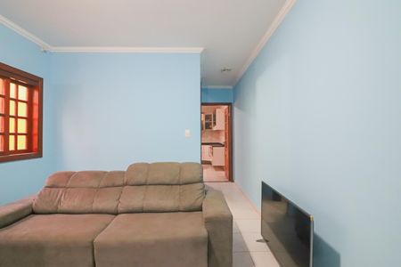 Casa à venda com 130m², 3 quartos e 2 vagas Casa à venda com 130m², 3 quartos e 2 vagasSala