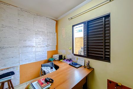 Casa à venda com 270m², 3 quartos e 6 vagasEscritório 