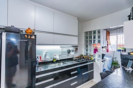 Apartamento à venda com 60m², 2 quartos e 1 vagaCozinha