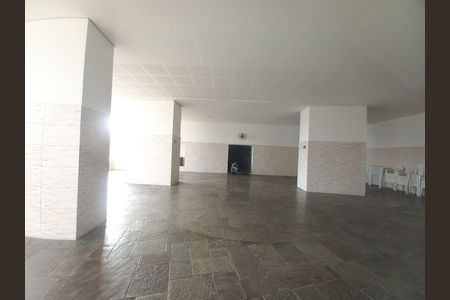 Apartamento para alugar com 33m², 1 quarto e 2 vagas Apartamento para alugar com 33m², 1 quarto e 2 vagasÁrea comum - Salão de Festas