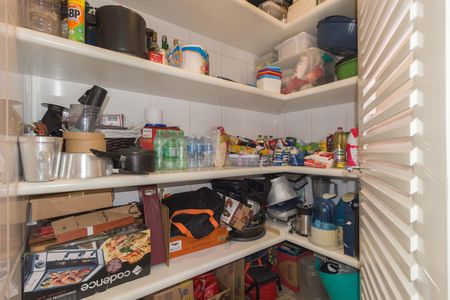 Apartamento à venda com 300m², 3 quartos e 6 vagasDespensa - Área de Serviço