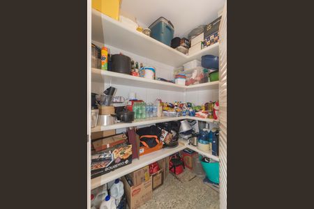 Apartamento à venda com 300m², 3 quartos e 6 vagasDespensa - Área de Serviço