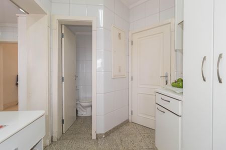 Apartamento à venda com 300m², 3 quartos e 6 vagasÁrea de Serviço