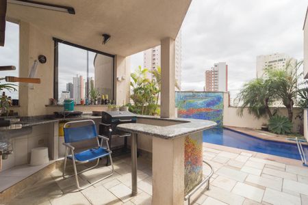 Apartamento à venda com 300m², 3 quartos e 6 vagasCobertura - Churrasqueira