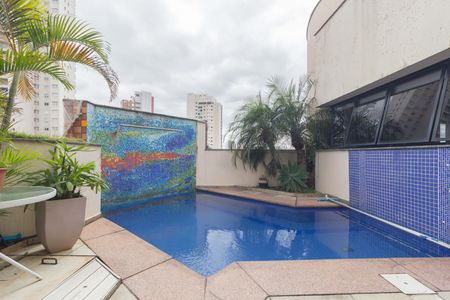 Apartamento à venda com 300m², 3 quartos e 6 vagasCobertura - Piscina