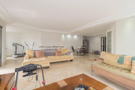 Apartamento à venda com 300m², 3 quartos e 6 vagasCobertura - Sala