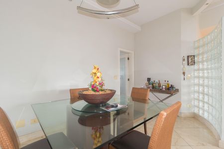 Apartamento à venda com 300m², 3 quartos e 6 vagasSala de Jantar