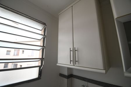 Apartamento à venda com 58m², 3 quartos e 1 vagaÁrea de Serviço